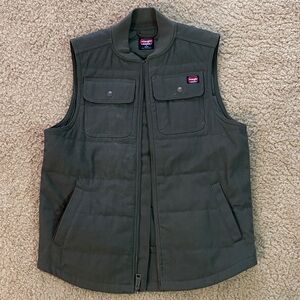 Wrangler Men's army green Utility Vest